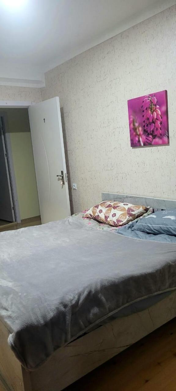 Guest House Guli Mestia Rom bilde